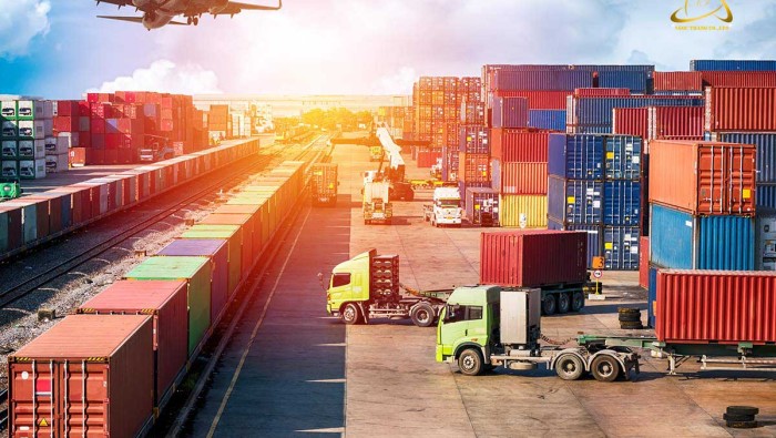 Import-export on 21-23 November: Vietnam has a trade surplus of 19.42 billion USD, Vietnamese people spend nearly 1.9 billion USD to buy foreign cars.