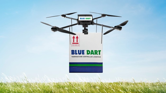 Blue Dart thử nghiệm giao hàng bằng máy bay không người lái dược phẩm ở Ấn Độ