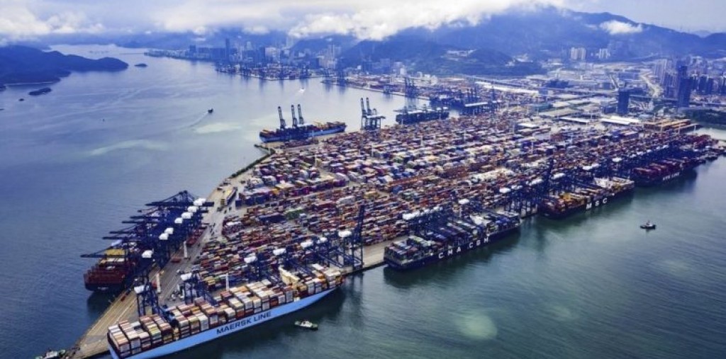 Xuất khẩu khởi động lại tại Yantian, nhưng các hãng tàu bỏ qua cảng do tắc nghẽn