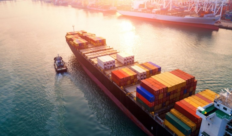 Giá cước vận tải biển giảm mạnh